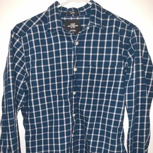H&M L.O.G.G. Long Sleeve Button Down Fitted Shirt